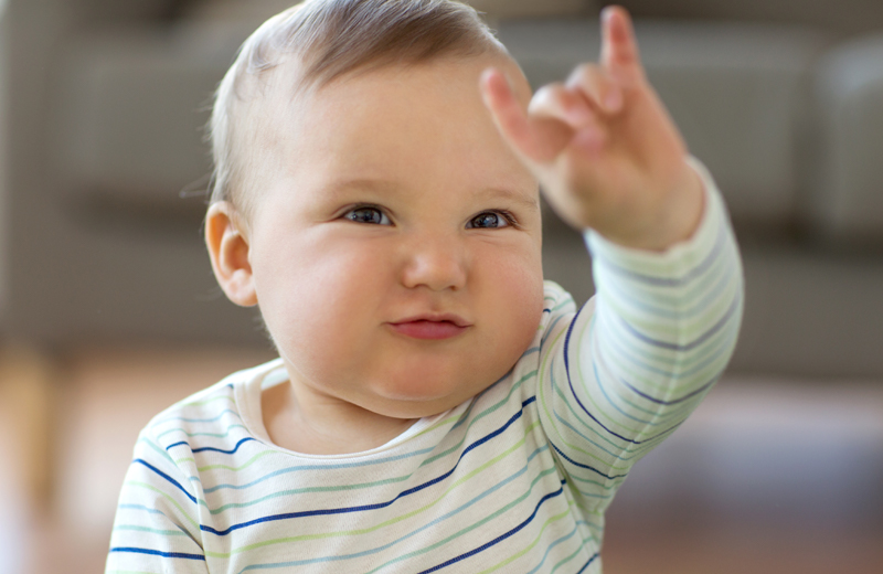 APYO - Atelier langue des signes pour bébés à Angers - intéragir avec bébé